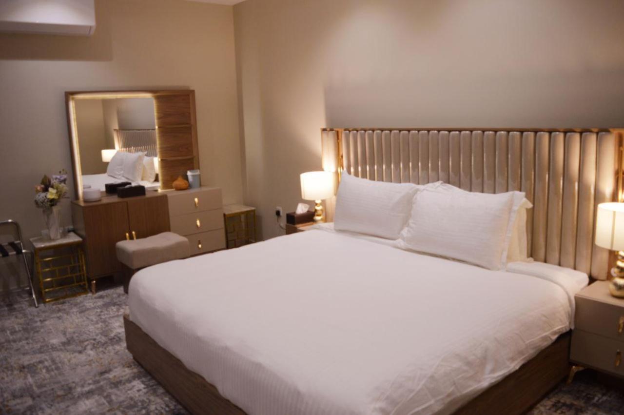 الشقق الفاخرة Modern Apartments Of 3 Bedrooms 5 Minutes To Haram Медина Экстерьер фото